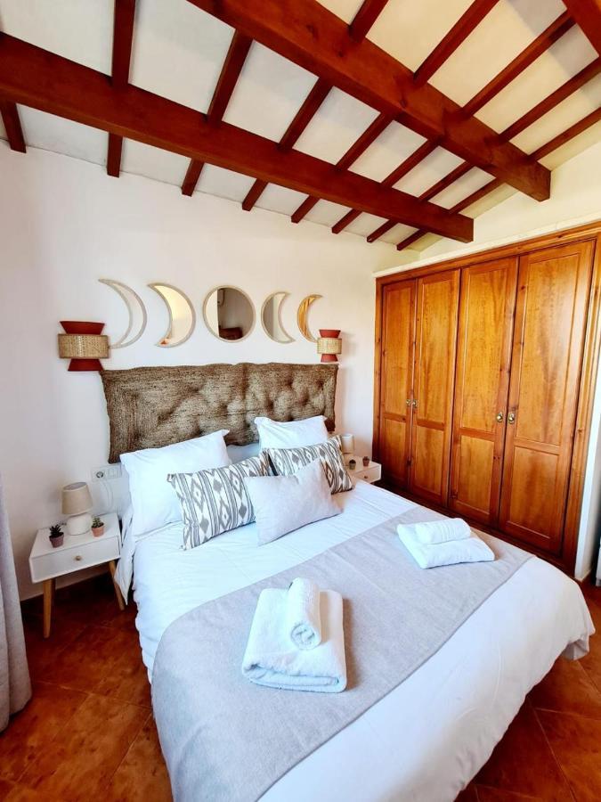 Villas El Pinar Cala'N Blanes  Extérieur photo