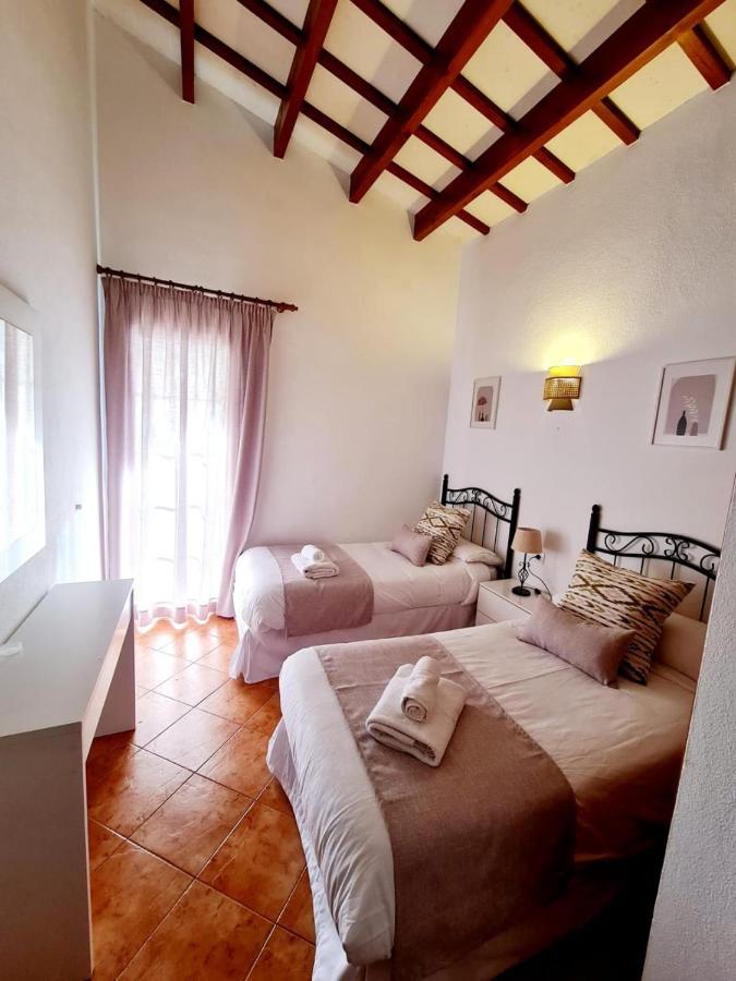 Villas El Pinar Cala'N Blanes  Extérieur photo