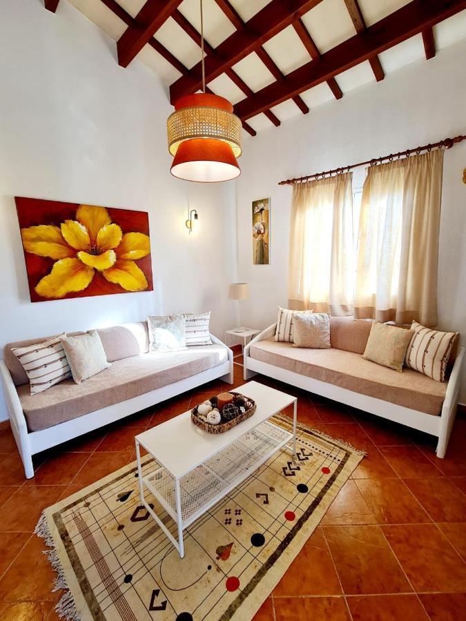 Villas El Pinar Cala'N Blanes  Extérieur photo